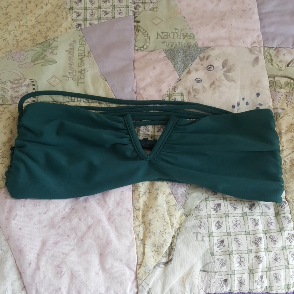 Acacia seaweed top